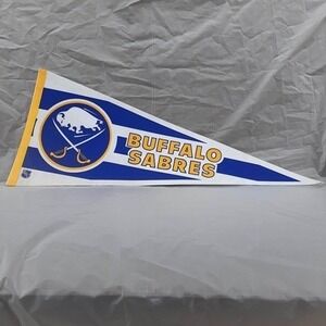 Vintage NHL Buffalo Sabres Pennant 80s Blue Yellow Felt Great Condition